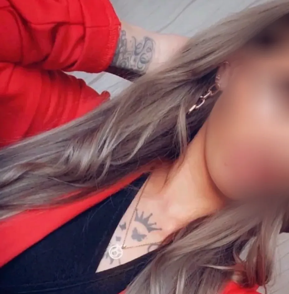 Charlotte, 32