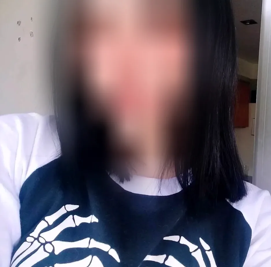 Farah, 20