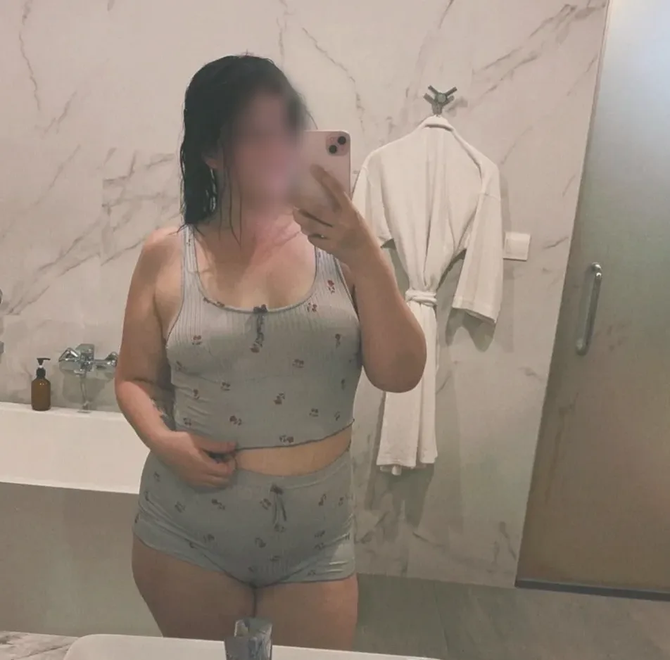 Tiana, 27